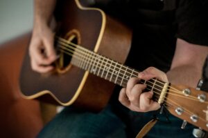 Read more about the article A Beginner’s Guide to Guitar: Everything You Need to Know